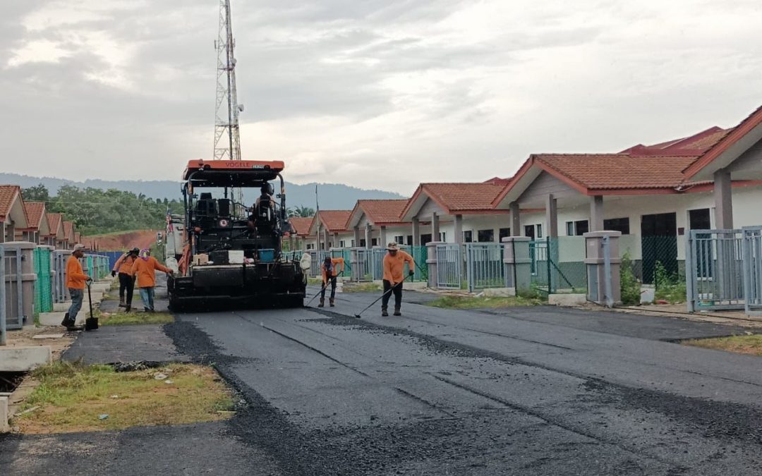 PEMBINAAN JALAN BAHARU TERMASUK SUB-BASE DI PGBF KERTEH 5 TERENGGANU